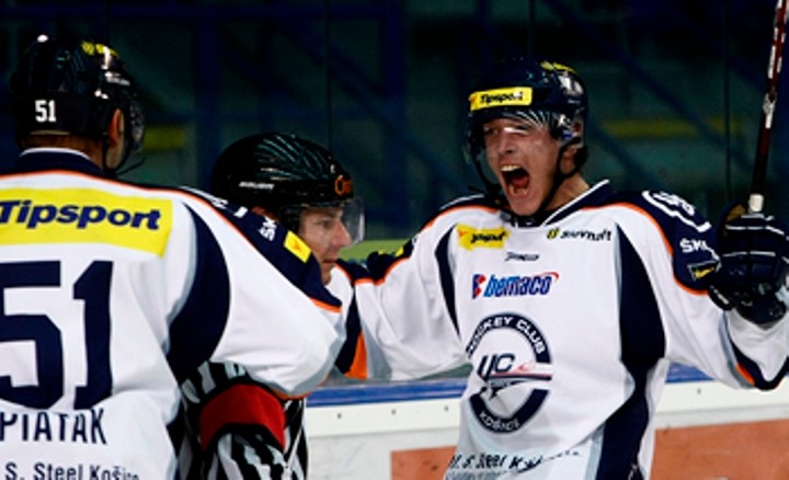 Reprezentačným triumfom povzbudený Haščák siahal vo Zvolene na hetrik